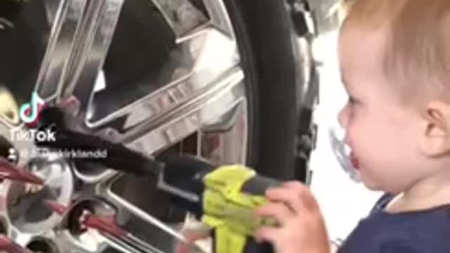 1 year old putting in that work π€πΌπ