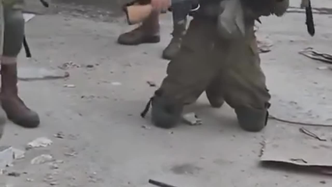 Israeli soldiers celebrate illegal evictions in Jenin