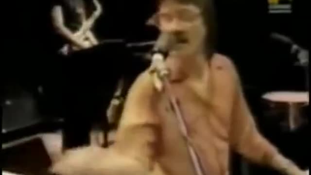 Christopher Cross - Between The Moon And New York City