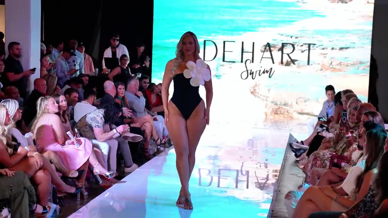 Marissa DuBois Bikini Ramp Walk | Sexy Sphere |