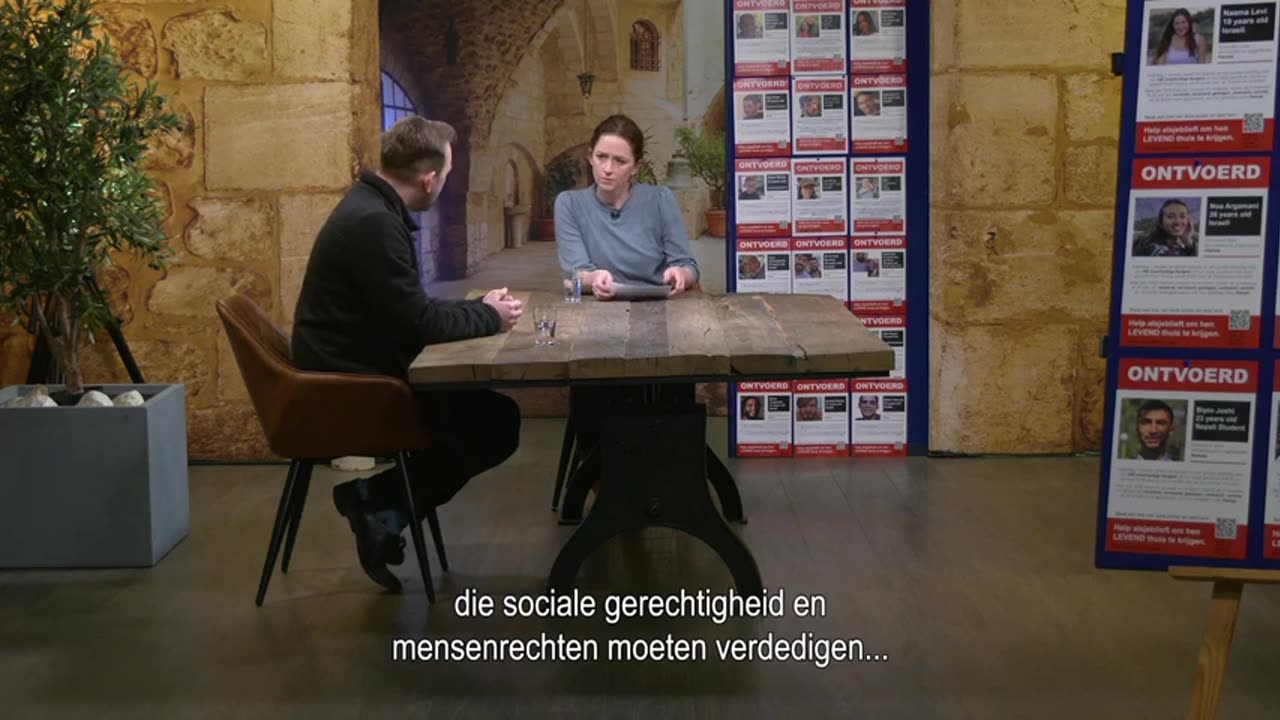 Christenen voor Israel - Gecancelde influencer uit Israël aan tafel oordeel zelf hoe extremistisch Hananya Naftali is