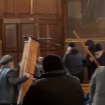 Conflict between the Orthodox Church and those who want to ban it in Cherkassy, Ukraine