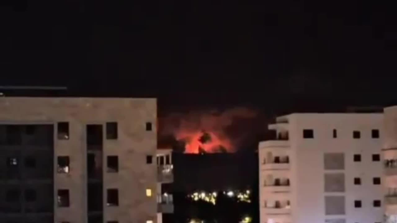 Documentation of tunnels - IDF attacks in Lebanon. Residents in the Kiryat area