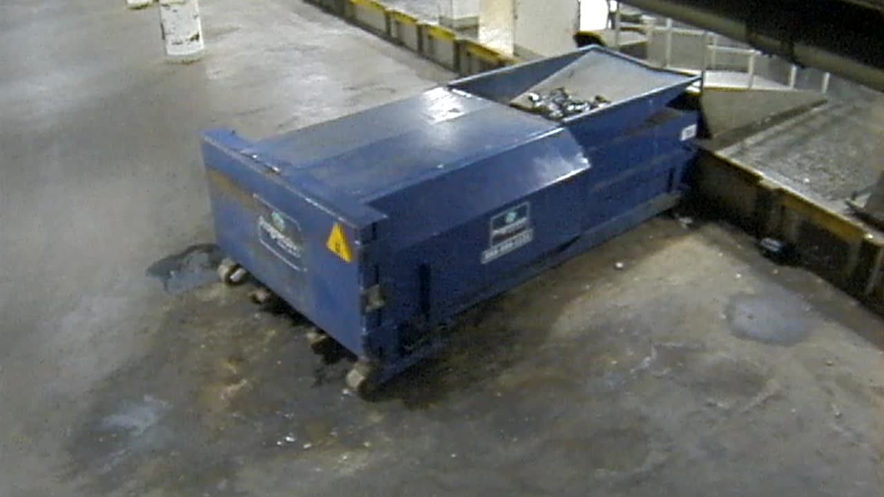 3802FHOBBALoadingDock_2021-01-06_01h40min00s327ms.mp4