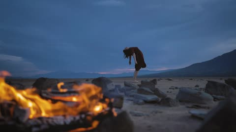 A DREAM NIGHT BY THE RIVER