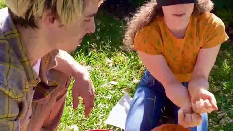 She has no idea HE IS PROPOSING ON FB LIVE!!! ❤❤