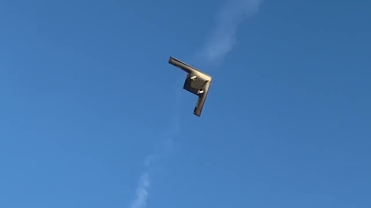 B21 Raider Flying for the First Official Time