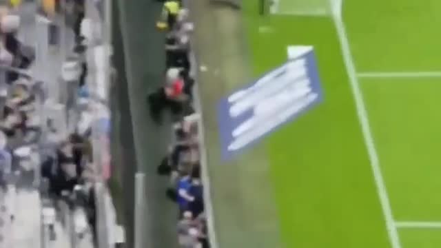 Longest paper flight