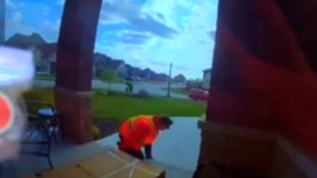 amazon delivery man angry with his own life