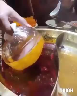 Using ice to remove excess oil