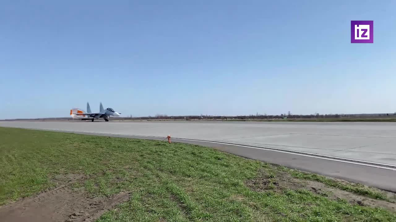 Ukraine War - Su-35S fighters of the Western Military District