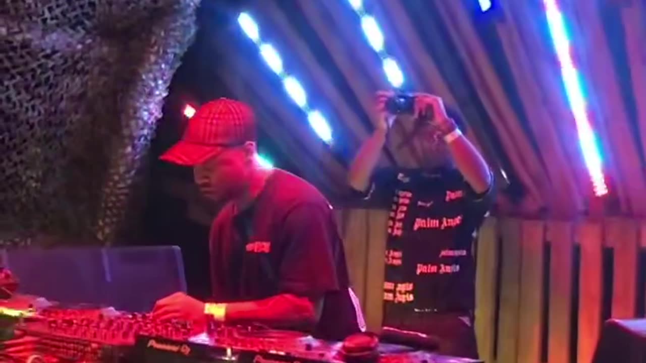 Da Capo and Enoo Napa