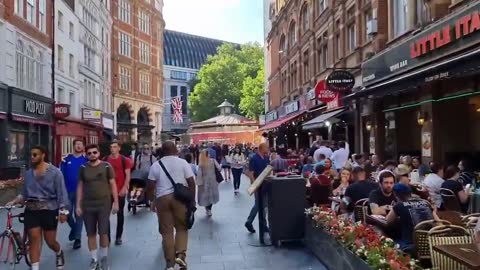 La vie à Londres a repris son cours