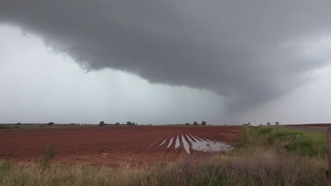 Storm front rolling thru...