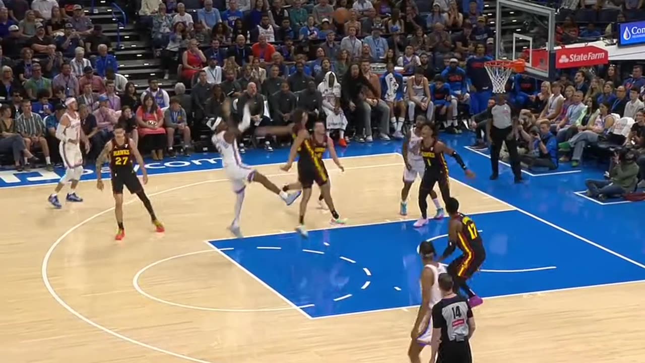 Epic Clutch Plays_ Insane 3-Pointers That Shocked Everyone.mp4