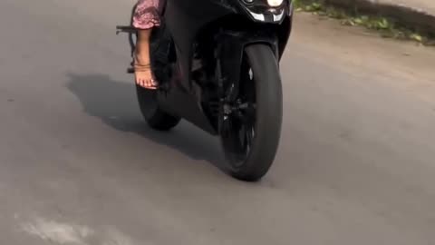 Bike lover lady