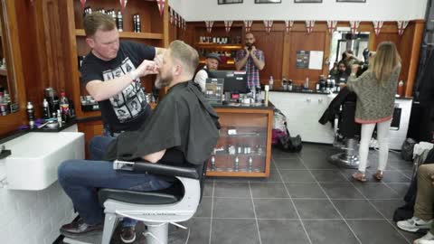 Men's barbers London | Call - 020 73878887 | www.pallmallbarbers.com