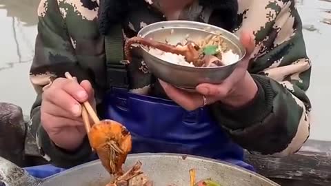 Mukbang Sea Food