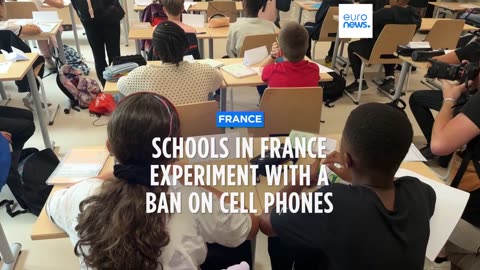 Back to school: France tests smartphone ban in 200 middle schools