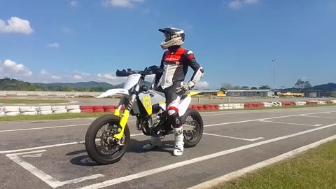 Efeito Supermoto