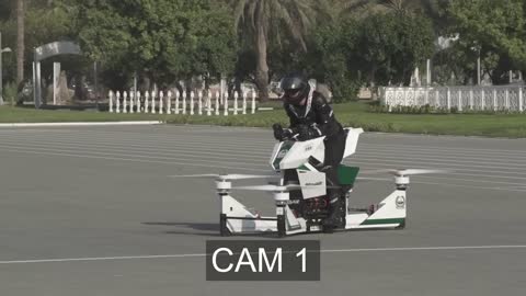 "Moto voadora" cai durante teste em Dubai