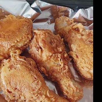 Easy, Crispy & Juicy Fried Chicken | Secret to Crispy Fried Chicken! Better Than Takeout!