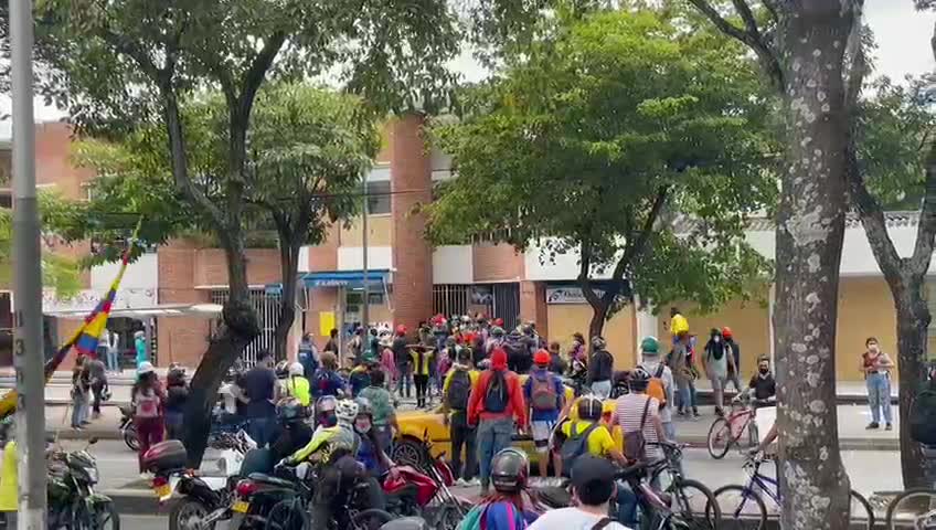 Niegan que funcionario de la Personería de Bucaramanga estuviera armado en marchas