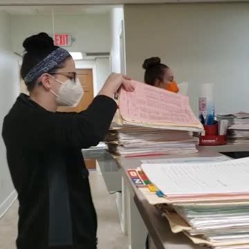 ALABAMA DOCTOR'S OFFICE REFUSES TO GIVE A PACKAGE INSERT FOR C O V I D J A B