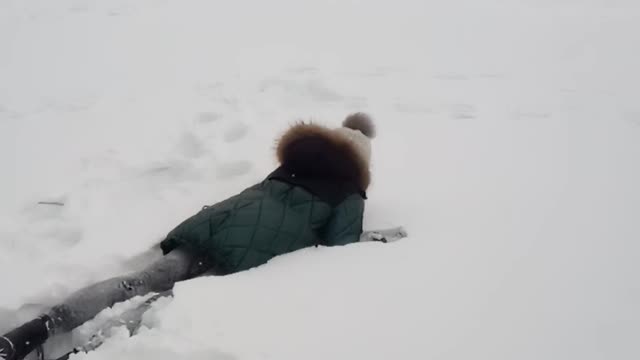 Khabarovsk girl winter.