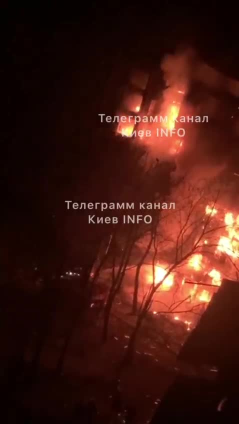 Two powerful explosions in Kyiv