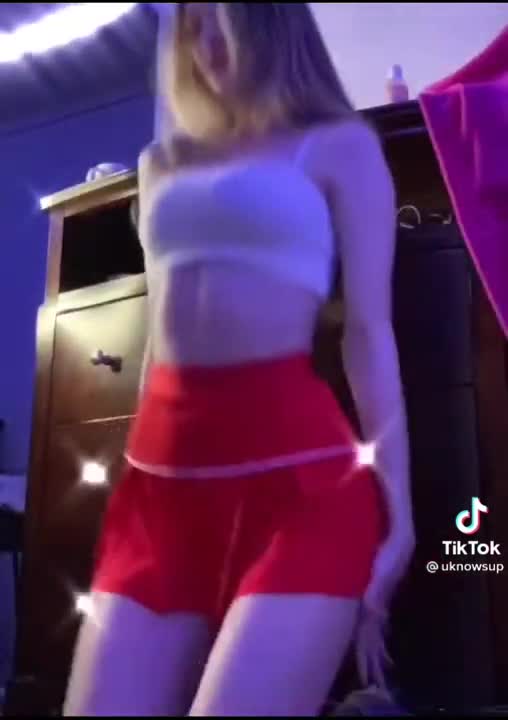 sexy girl tik tok, sexy tik toks, sexy tiktok, tik tok boom boom challenge, sexy women