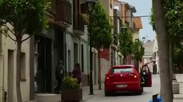 Los atracadores de Llinars del Vallés (Barcelona) iban armados