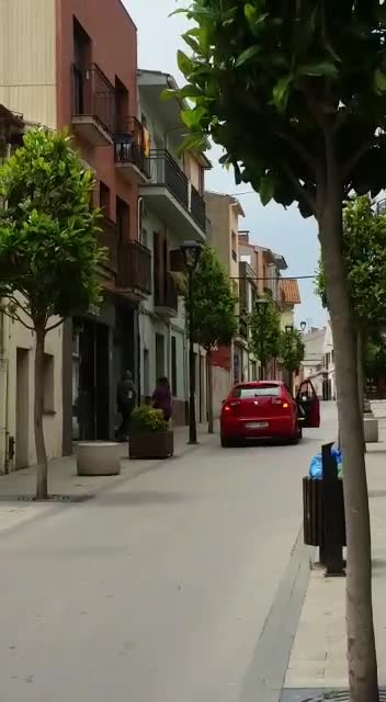 Los atracadores de Llinars del Vallés (Barcelona) iban armados