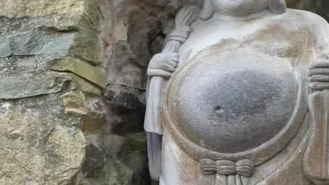 A statue that gives birth to a son if you touch his belly. South Korea