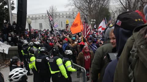 Live Video HD Footage From Capitol Building Steps Event jan 1 2021