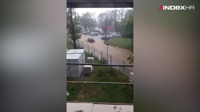 Snažna kiša u Zagrebu (1.dio)
