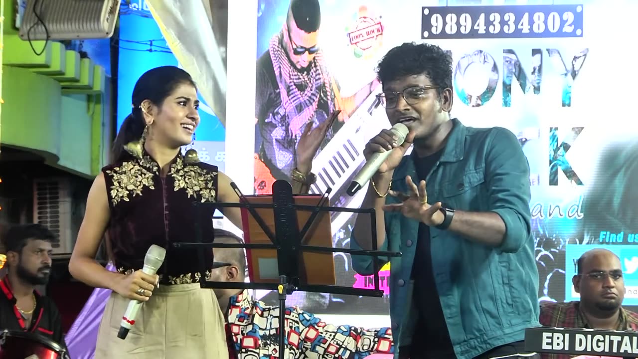 காதலிக்கும் பெண்ணின் கைகள் kadhalikkum pennin song live ajay krishna Nithyasree