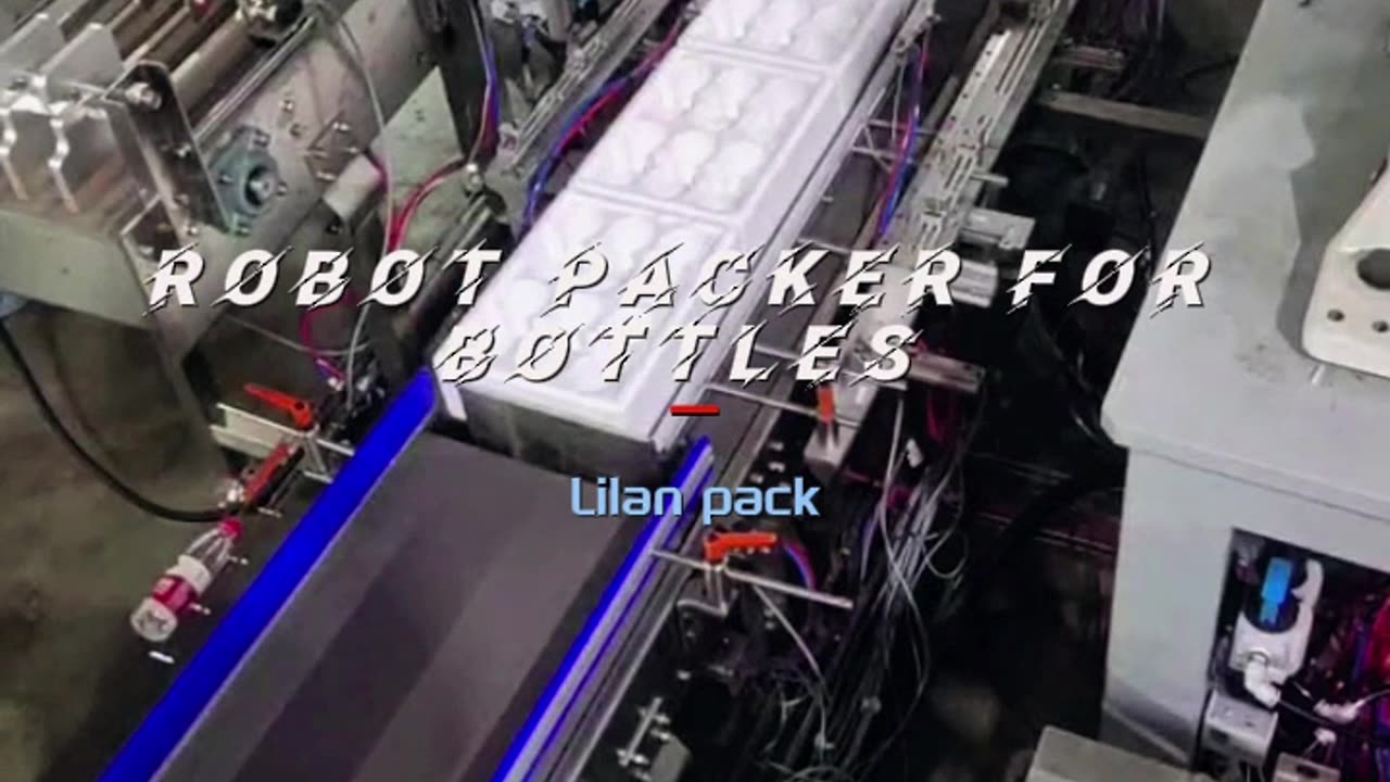 Robot packer for bottles #packer #foryou #robotpacker #cartonpacker #industrial #machine