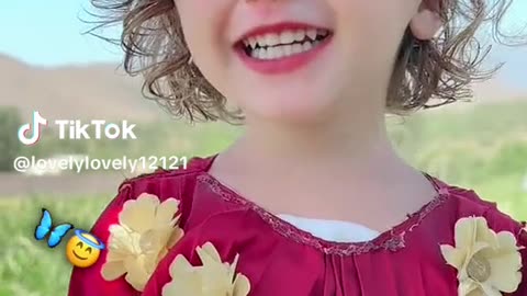 Cute girl on tiktok with karan khan song