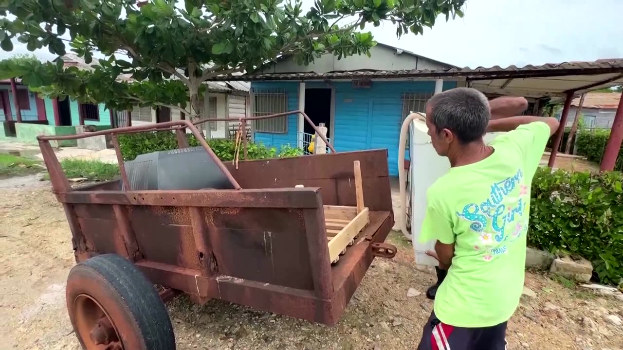 Cubans protect their homes ahead of Tropical Storm Helene