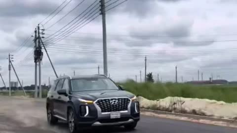 Hyundai Lx2 Rolling