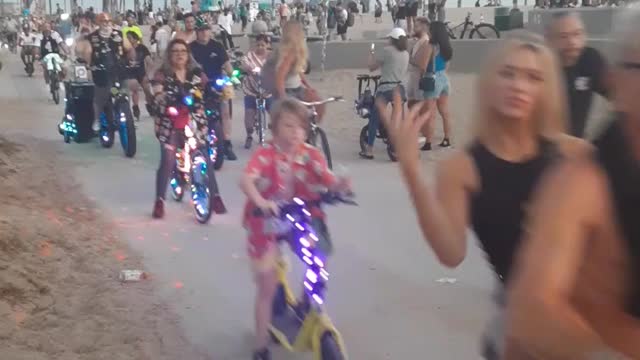 The Venice Electric Light Bike Parade - Labor Day Weekend 2022