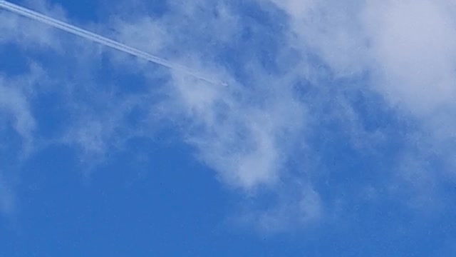 Chemtrailing - First one of the day! Happy 4th of July.