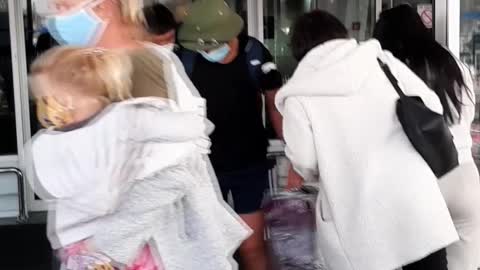 Airport Passengers Break out of Observation Hold