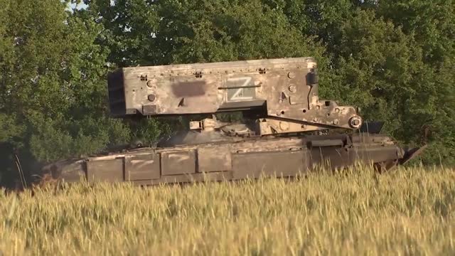 Před salvou Solntepec se nelze skrýt ani v zákopech a zemljankách