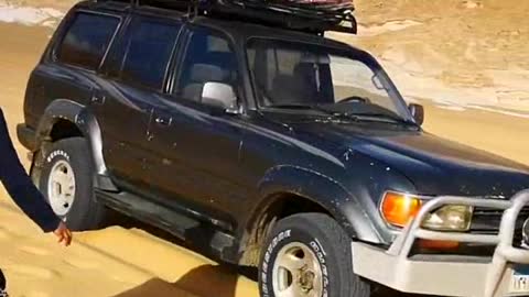 Tourist Safari Trip Car Issue In Desert