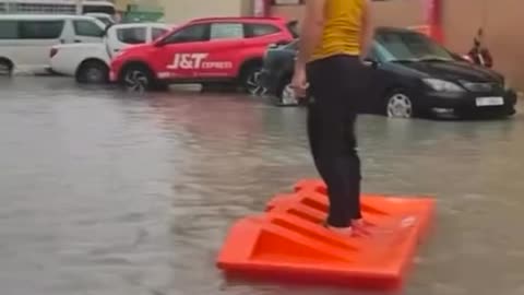 Rain in dubai