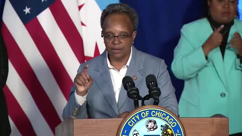 Newsmax reporter clashes with Mayor Lightfoot, 'you lost control of the city! 'Heated exchange