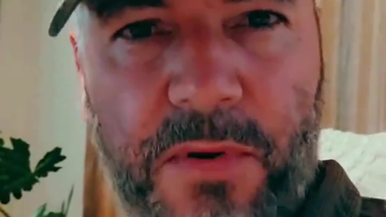 Message to America from someone on the outside