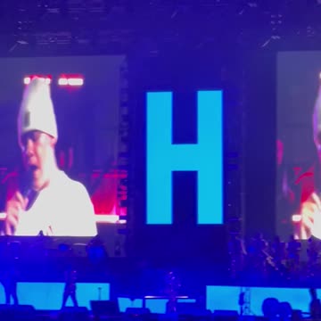 @JuniorH_Oficial starting his show in ONTARIO, CA! #shorts